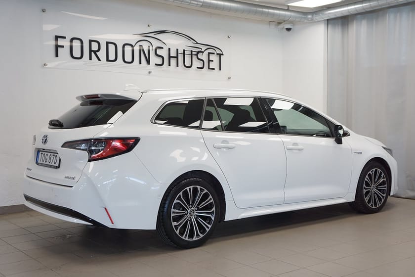 Bild 2 av Toyota Corolla Touring Sports Hybrid e-CVT EXECUTIVE | 2 ÄGARE