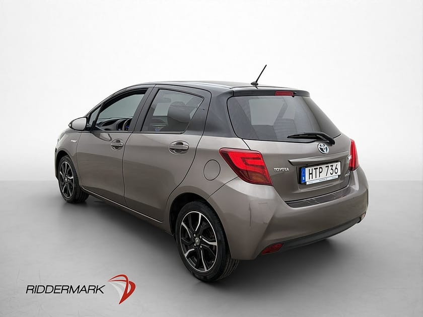 Bild 5 av Toyota Yaris Hybrid e-CVT 101hk Kamera Navi 0.36 l/mil