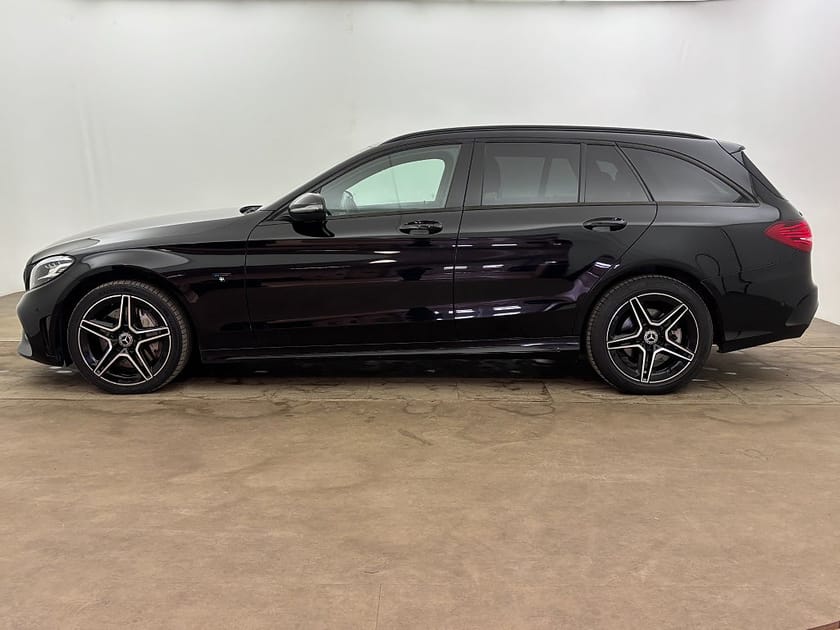 Bild 3 av Mercedes-Benz C 300 T de 9G-Tronic AMG Line Backkamera Navi Drag