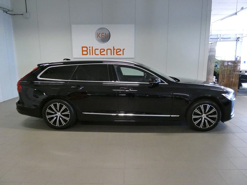 Bild 3 av Volvo V90 Recharge T6 AWD Drag-Värmare-Kamera-Navi-Carplay-SoV