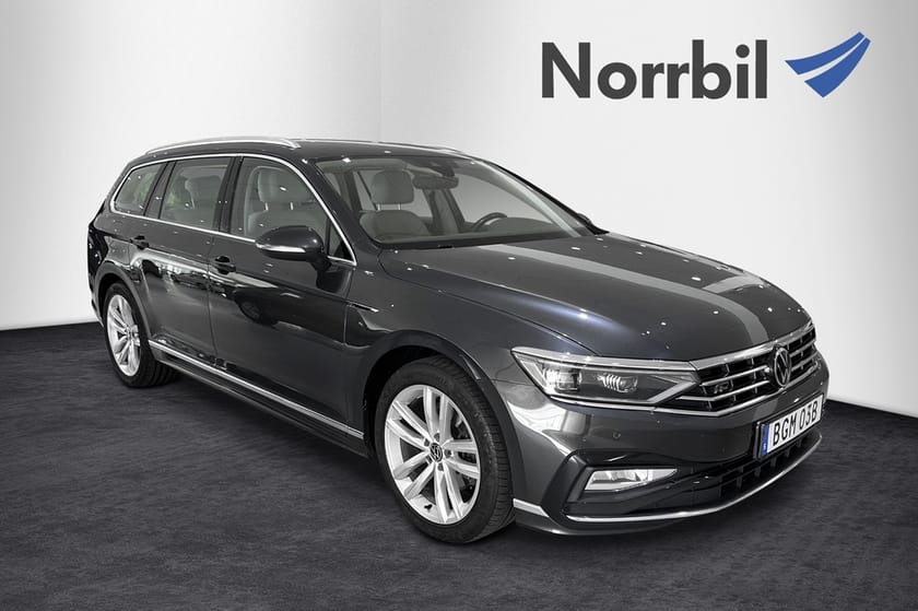 Bild 1 av Volkswagen Passat Sportscombi TDI 200 DSG 4Motion R-Line/Drag/Värmare