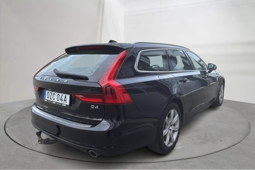 Bild 3 av Volvo V90 D4 (190hk) Momentum Advanced SE II Helläder