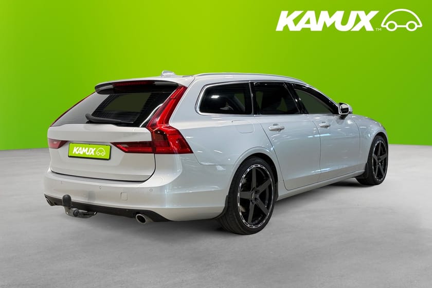 Bild 4 av Volvo V90 D3 Momentum AWD 150hk  Dragkrok