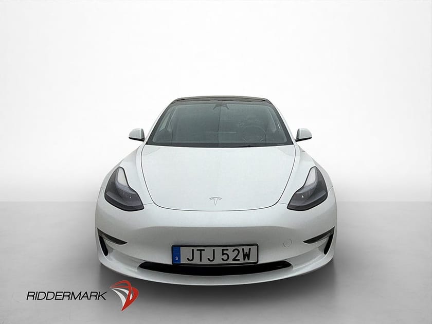 Bild 3 av Tesla Model 3 Performance AWD Panorama Svensksåld