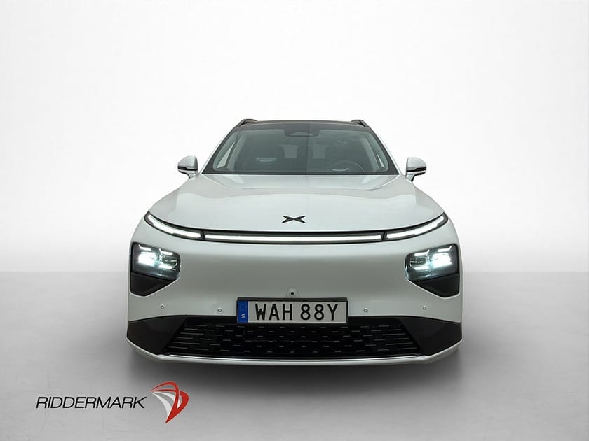 Bild 2 av XPENG G9 Performance 551hk Pano Dynaudio Drag 360 Skinn MOMS