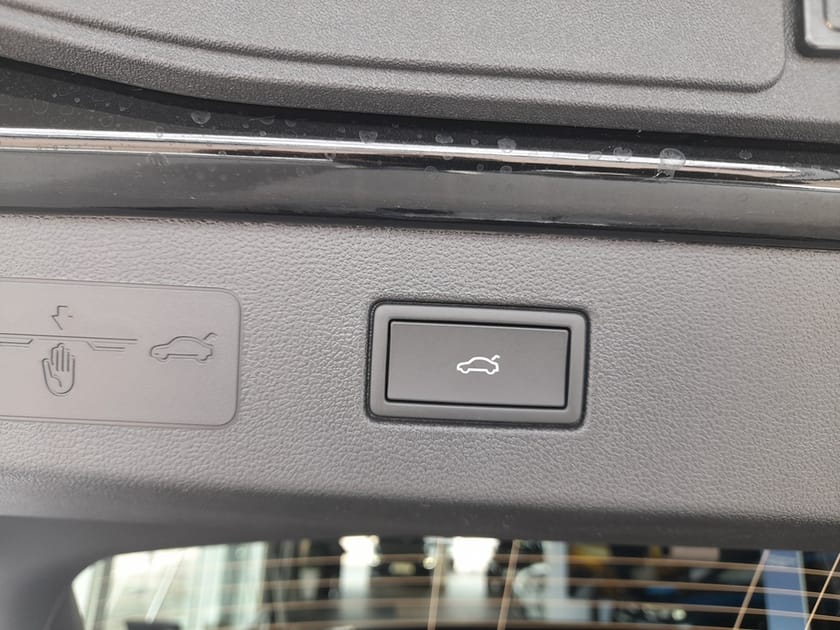 Bild 5 av Volkswagen T-Roc R-LINE  1.5 ETSI 150 HK DSG7