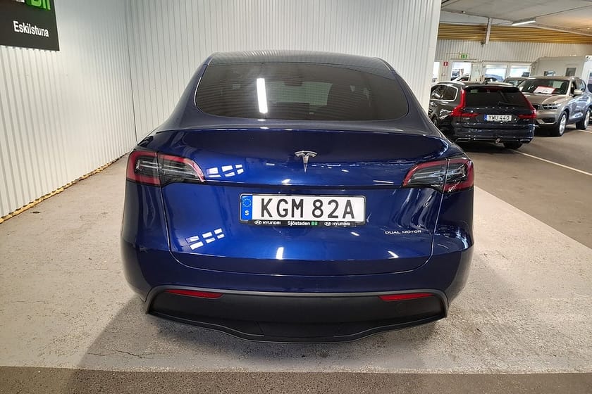 Bild 4 av Tesla Model Y Long Range AWD Range/DRAG/Panorama/Moms