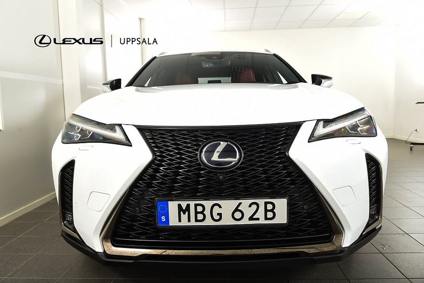 Bild 4 av Lexus UX 250h E-Four F SPORT S AWD Mark Levinson Navi 360-Kamera