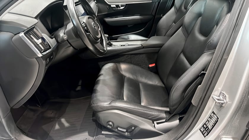 Bild 5 av Volvo V90 D4 INSCRIPTION BLIS B-KAM DRAG NAVI VÄRMARE