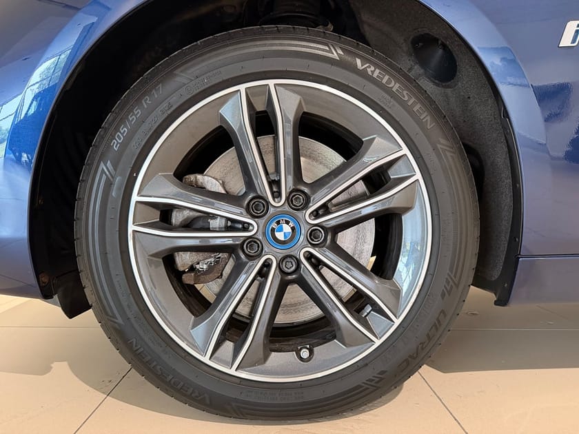 Bild 3 av BMW 225xe Active Tourer Sportline, Navigation Plus, HiFi, Värmare, Rattvärme