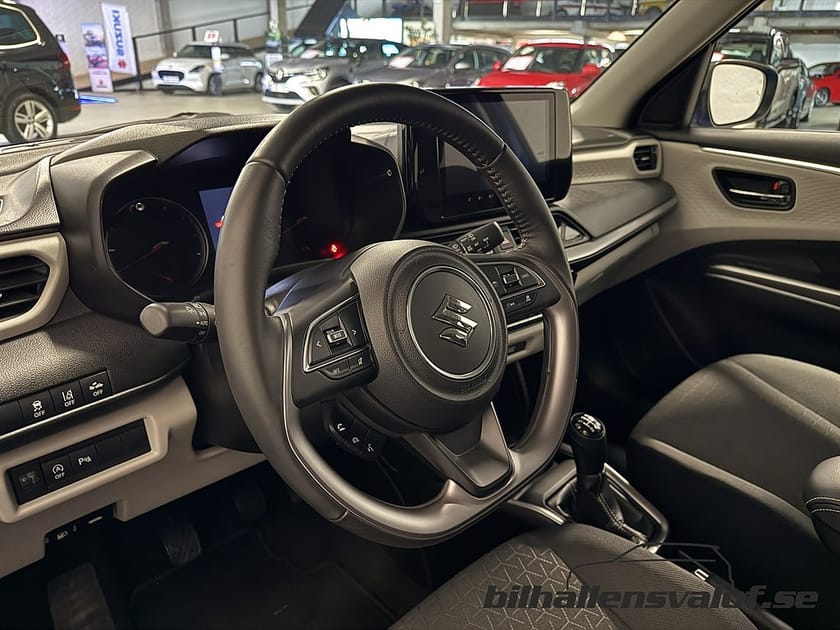 Bild 3 av Suzuki Swift Hybrid
