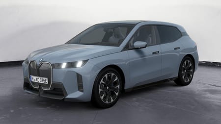BMW iX xDrive60