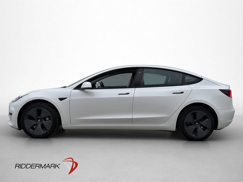 Bild 5 av Tesla Model 3 Standard Range Autopilot Svensksåld En-Brukare
