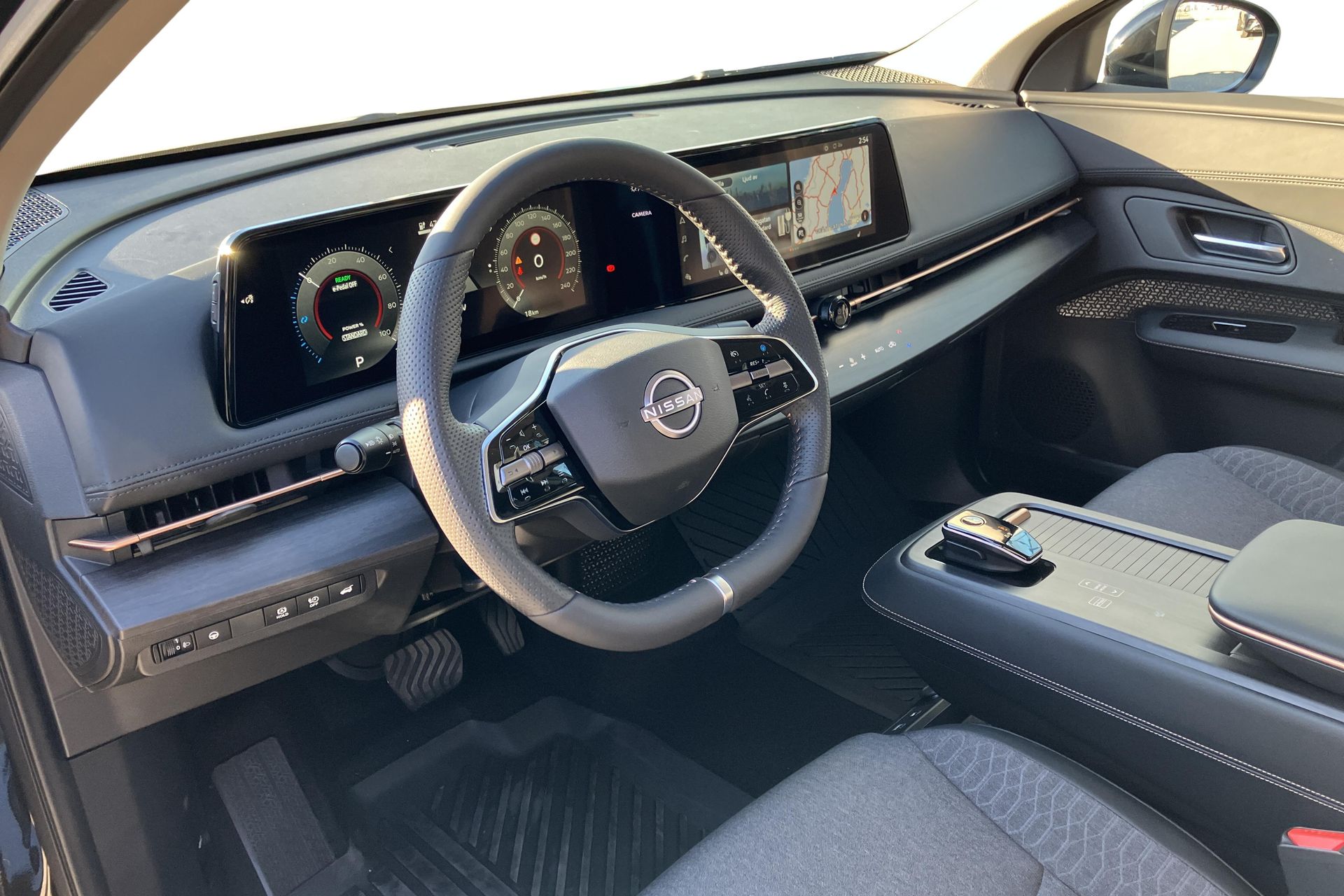 Nissan Ariya 63 2024, bild 7/36