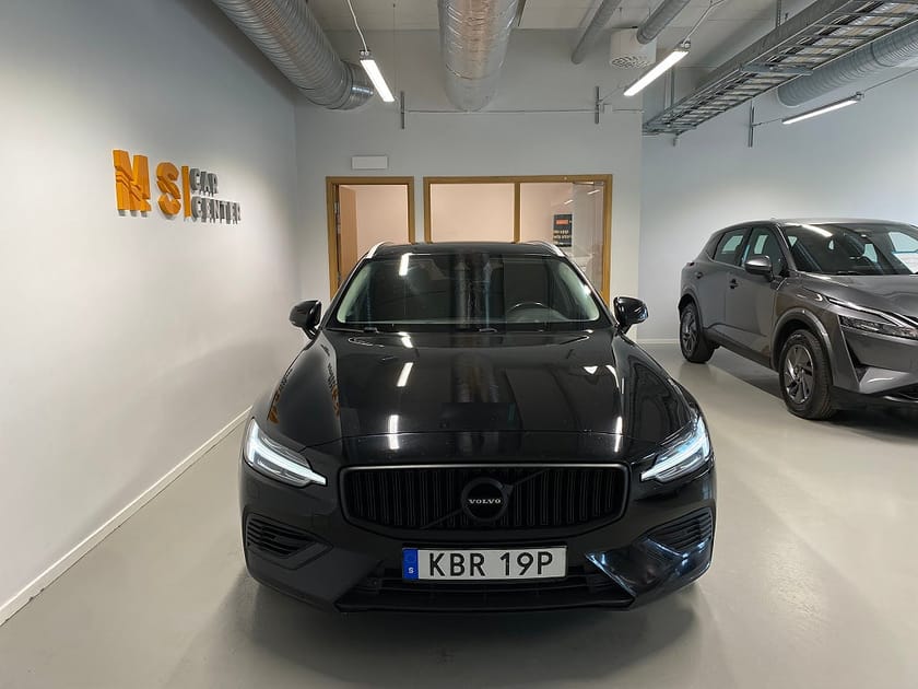Bild 2 av Volvo V60 Recharge T6 AWD Geartronic Inscription Expression Drag