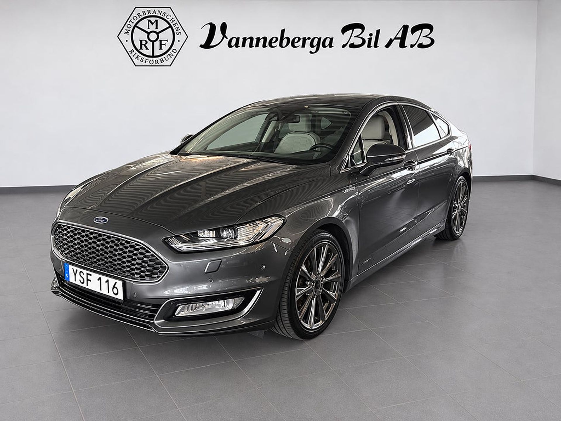 Ford Mondeo 2.0 TDCi Vignale 2018, bild 3/10