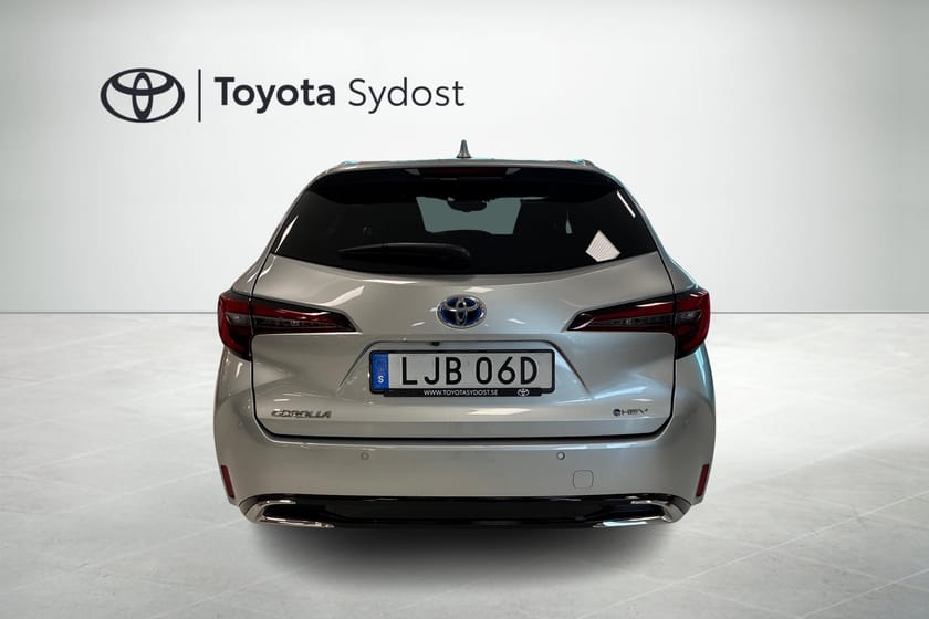 Bild 4 av Toyota Corolla Touring Sports Hybrid 1.8 Style Automat Navigation Rattvärme Backkamera  mm.