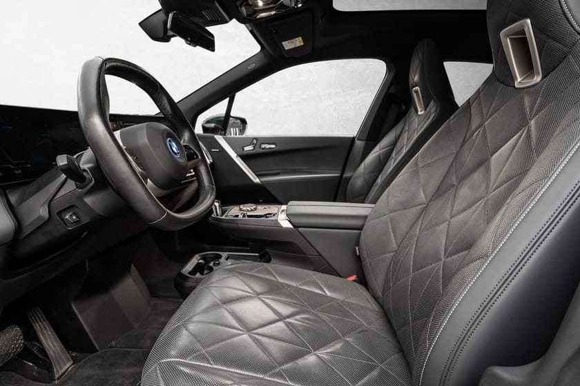 Bilde 2 av BMW iX xDrive40