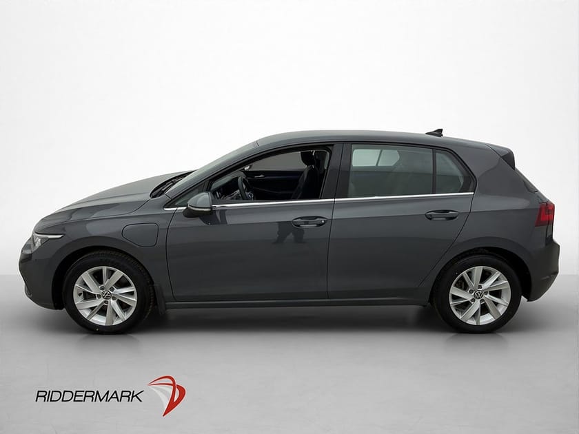 Bild 5 av Volkswagen Golf eHybrid 204hk I.Q-Lights Kamera Navi Massage