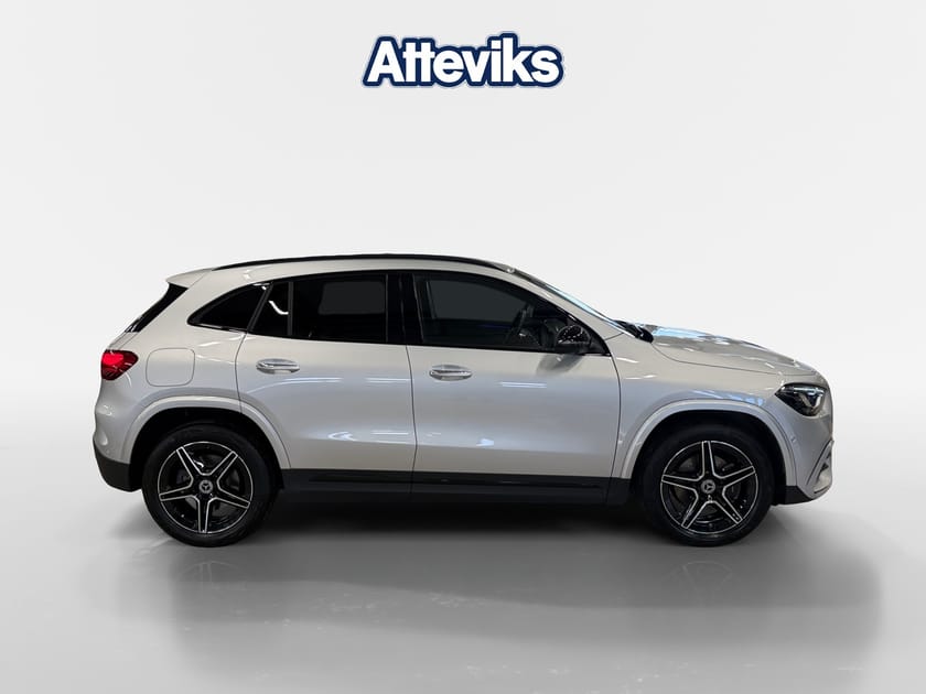 Bild 2 av Mercedes-Benz GLA 250 e