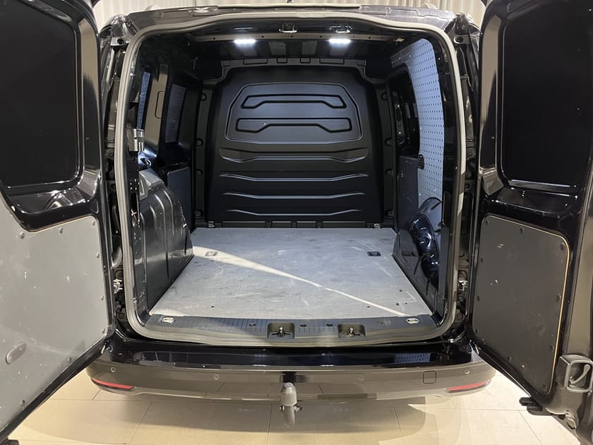 Bild 4 av Volkswagen Caddy Cargo 2.0 TDI BMT DSG Sekventiell 122hk