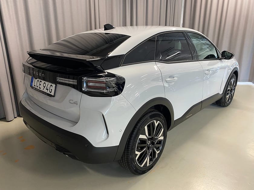 Bild 4 av Citroën C4 Hybrid 145 FL MAX 145hk