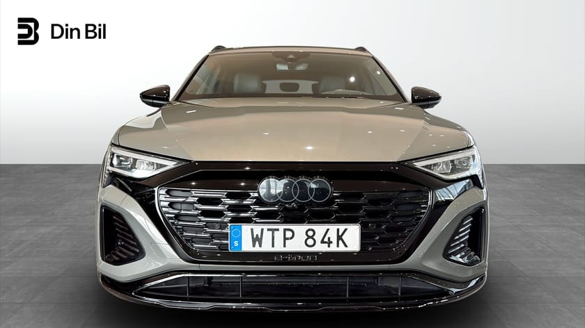 Bild 4 av Audi Q8 55 e-tron quattro S LINE 300KW 408HK / Panorama/ S