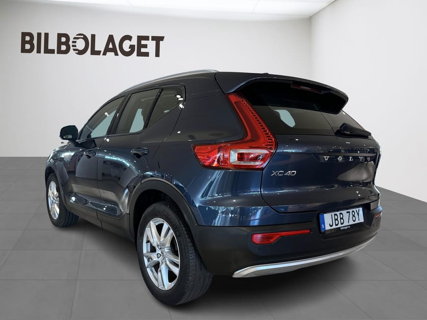 Bild 2 av Volvo XC40 T3 FWD aut Momentum Advanced(KAMERA/NAVI/DRAG)