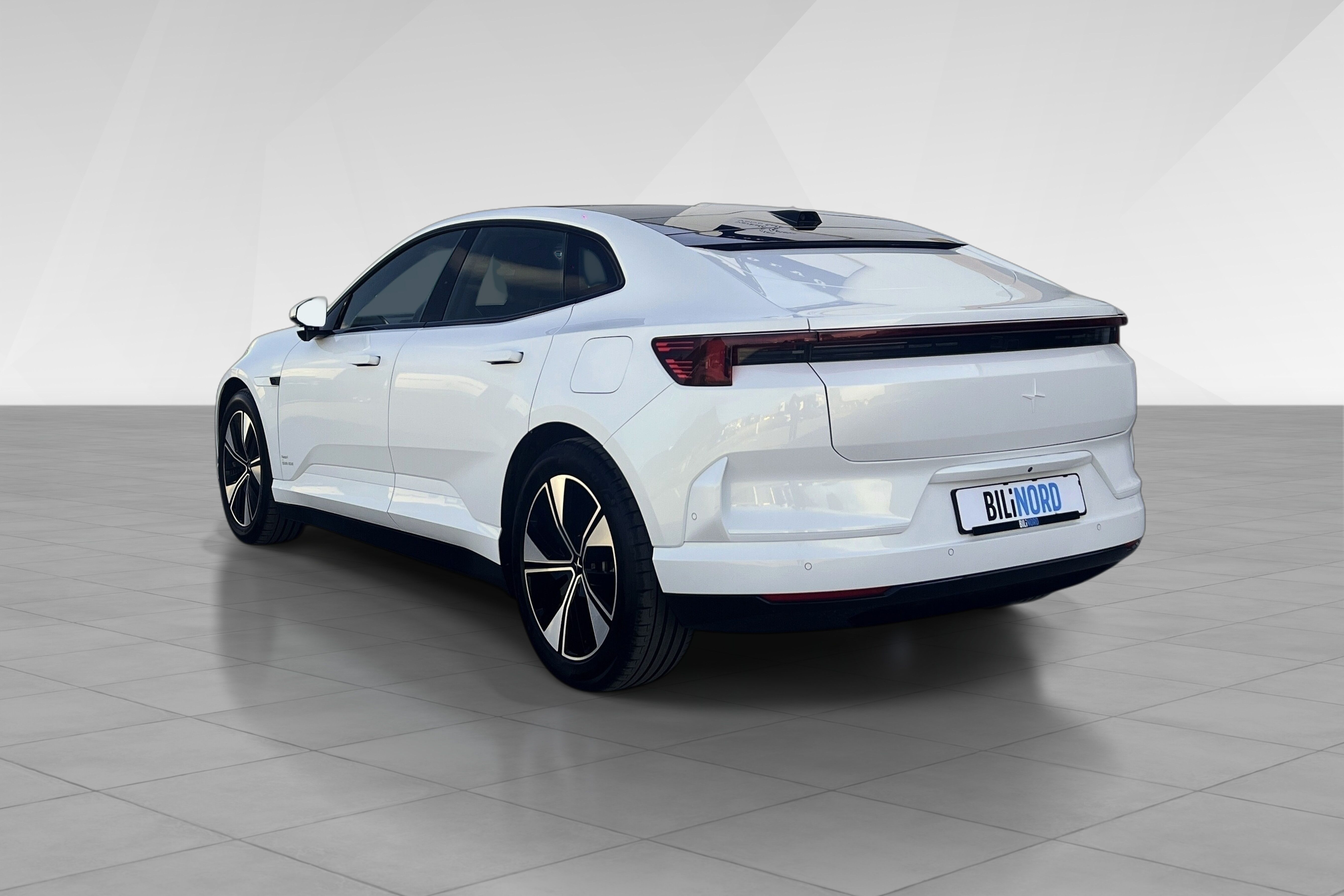 Polestar 4 Long Range Dual motor bilde 5