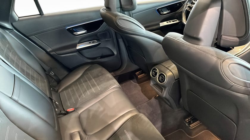 Bild 5 av Mercedes-Benz GLC 300 e 4MATIC SUV | Dragkrok | AMG-line | Panorama