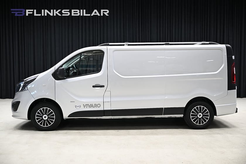 Bild 1 av Opel Vivaro Skåpbil CDTi 125HK L2H1 Premium|Drag|Värmare|GPS|Backkamera