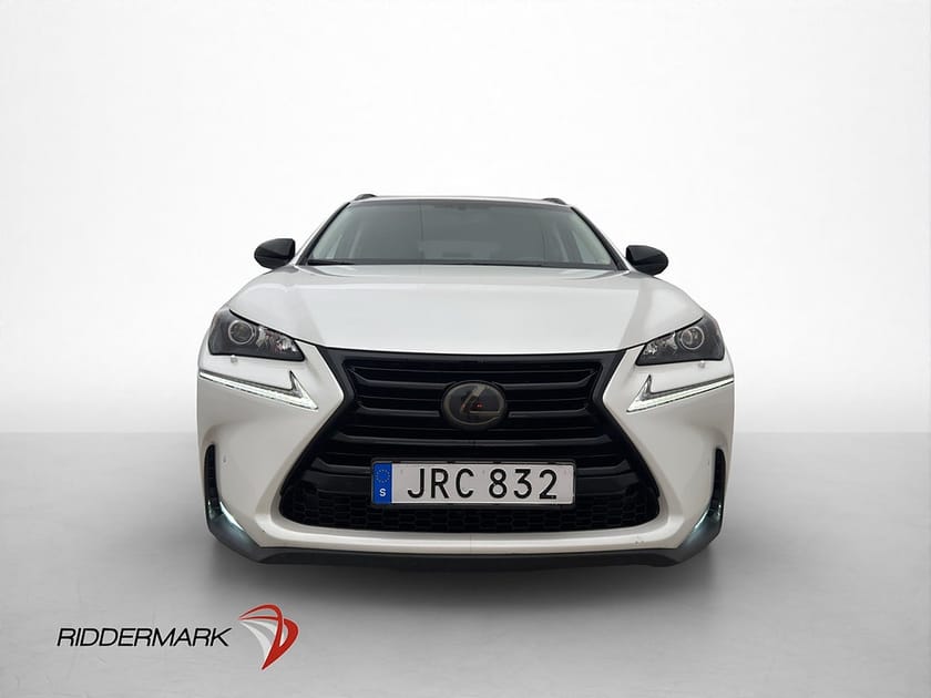 Bild 2 av Lexus NX 300h AWD 2.5 197hk F Sport Skinn Kamera Navi Drag