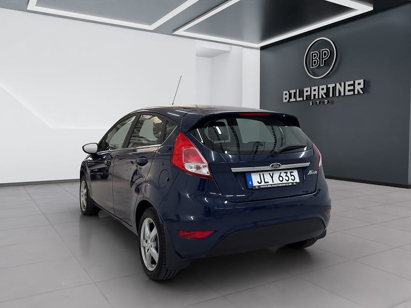 Bild 5 av Ford Fiesta 5-dörrar 1.0 Titanium/Besikt/Ny Servad/SOV-Däck/2-Ägare
