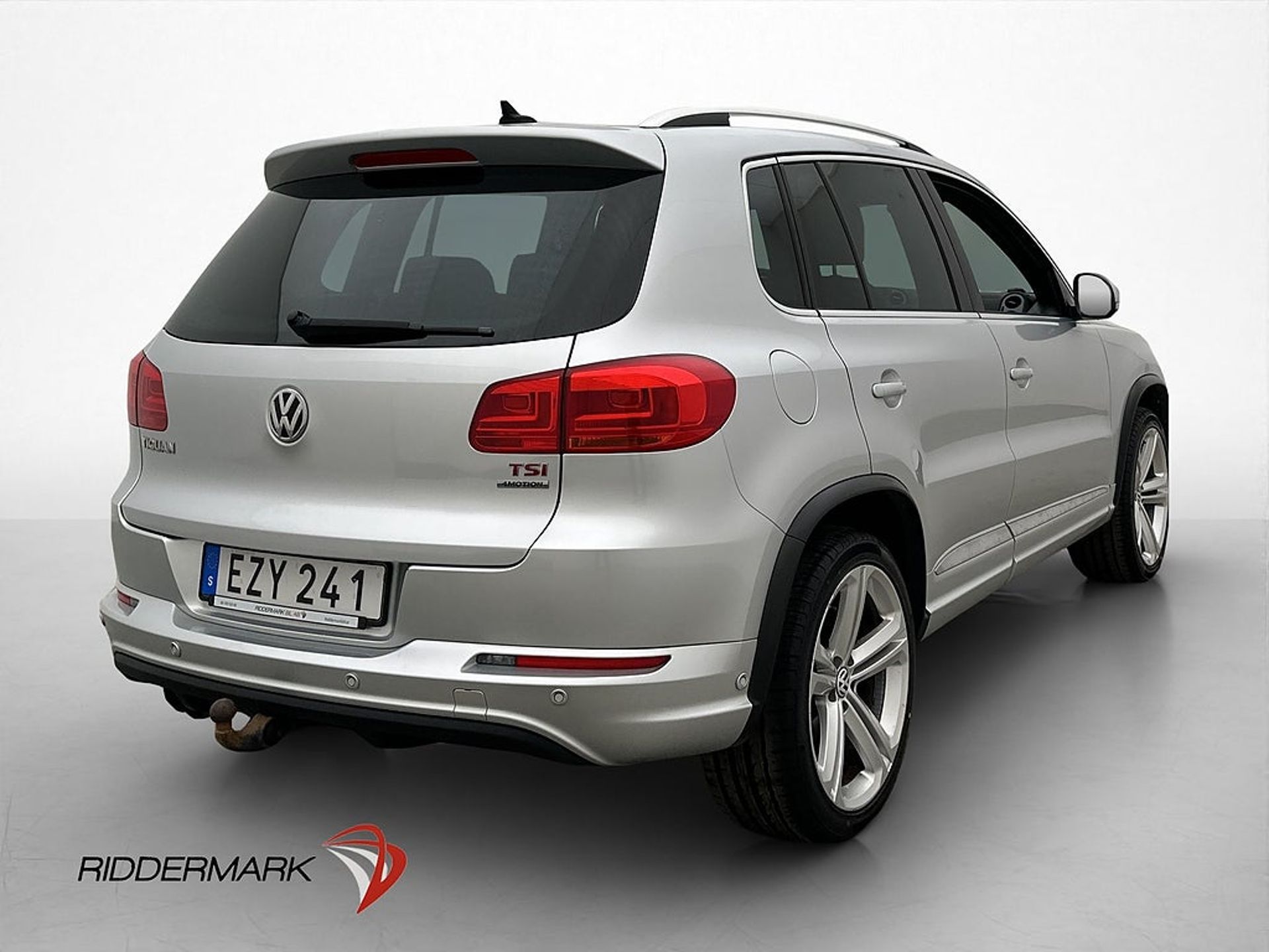 Volkswagen Tiguan 2015, bild 6/10