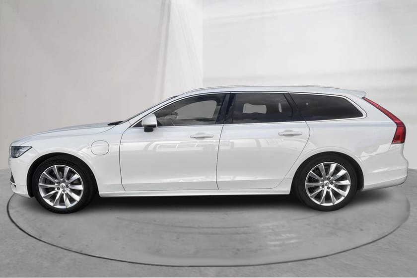 Bild 2 av Volvo V90 T8 AWD Twin Engine  Momentum Pro Edition