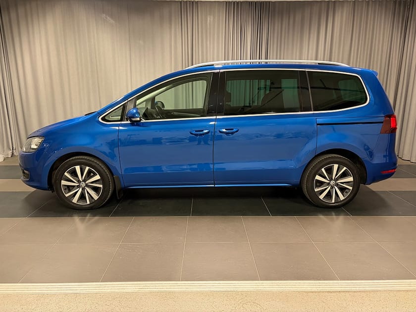 Bild 2 av Volkswagen Sharan 7-seater 2.0 TDI Premium DSG Inkl. Panoramatak Dragkrok 7-Sits
