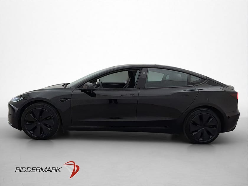 Bild 5 av Tesla Model 3 Long Range AWD Premium Autopilot Drag MOMS