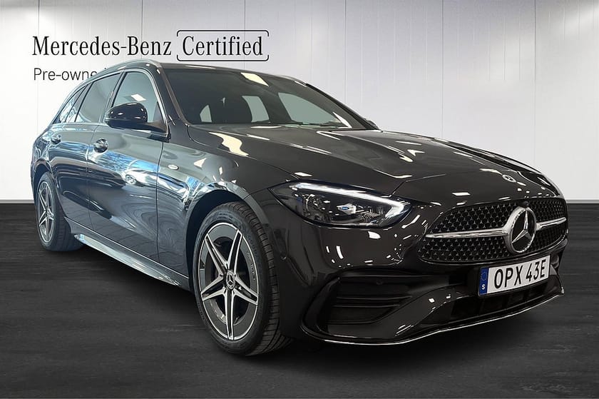 Bild 2 av Mercedes-Benz C 300 T e 300e AMG Drag 360° Kamera Navigation Elstolar
