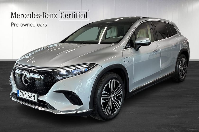Bild 1 av Mercedes-Benz EQS SUV 500 4MATIC Panorama Head up Burmester Digital light