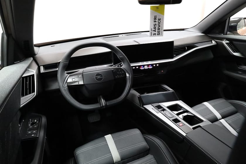 Bild 3 av Opel Grandland Hybrid GS 1.2 Turbo/Nappaläder/0%Ränta/Fri Service 3 år