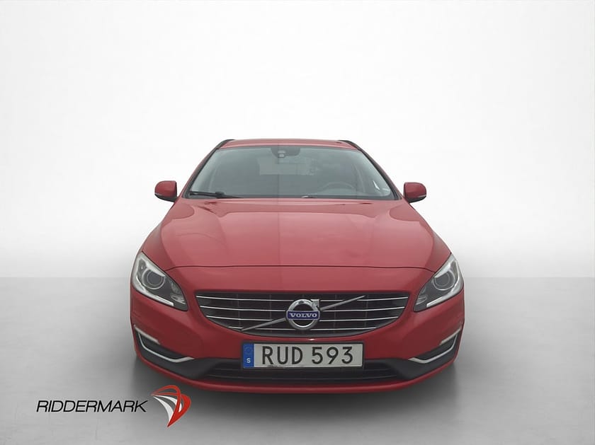 Bild 2 av Volvo V60 D4 190hk AWD Momentum Värmare Dragkrok