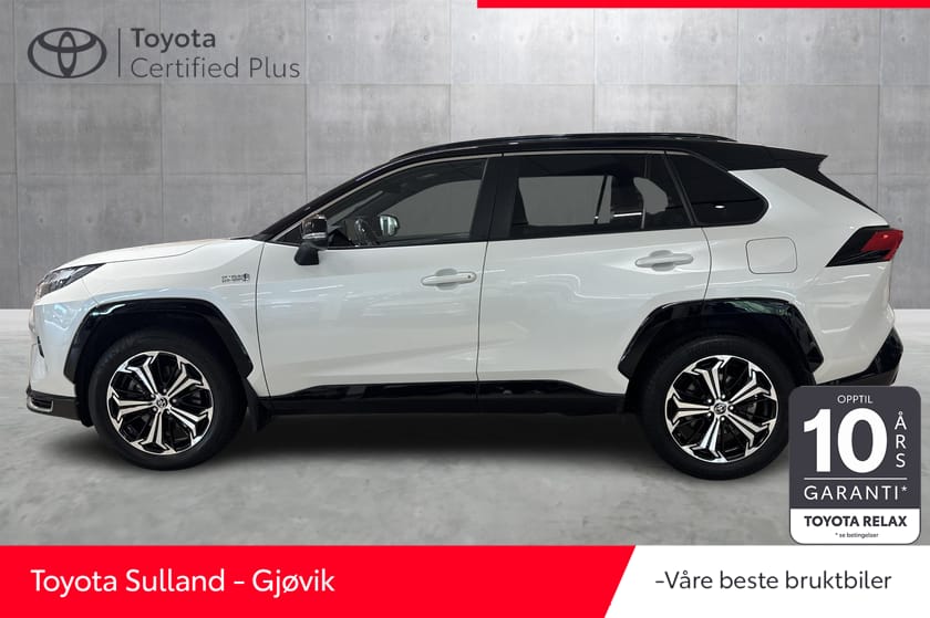 Bilde 2 av Toyota RAV4 Plug-in Hybrid Executive / AWD / Komplett historikk