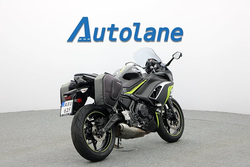Bild 5 av Kawasaki Ninja ER-6F *A2, Nyservad, Väskor