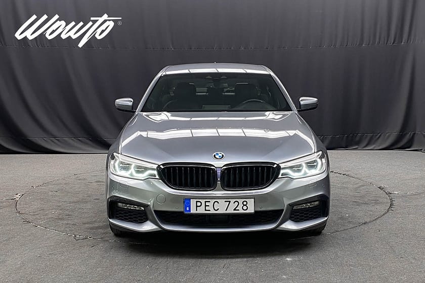 Bild 2 av BMW 530i xDrive Sedan 530 252HK M-Sport /B&W /HuD /360 /Se Spec