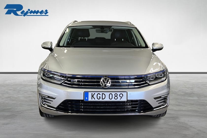 Bild 4 av Volkswagen Passat Variant GTE Drag / Navi / Kamera