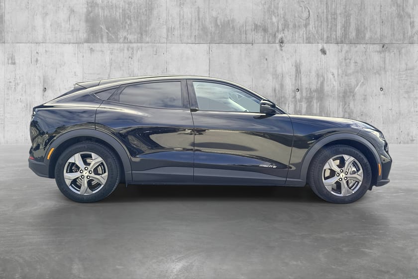 Bilde 4 av Ford Mustang Mach-E Standard Range SR RWD Skinn Panorama B&O 360 Kamera ACC Navi El.seter