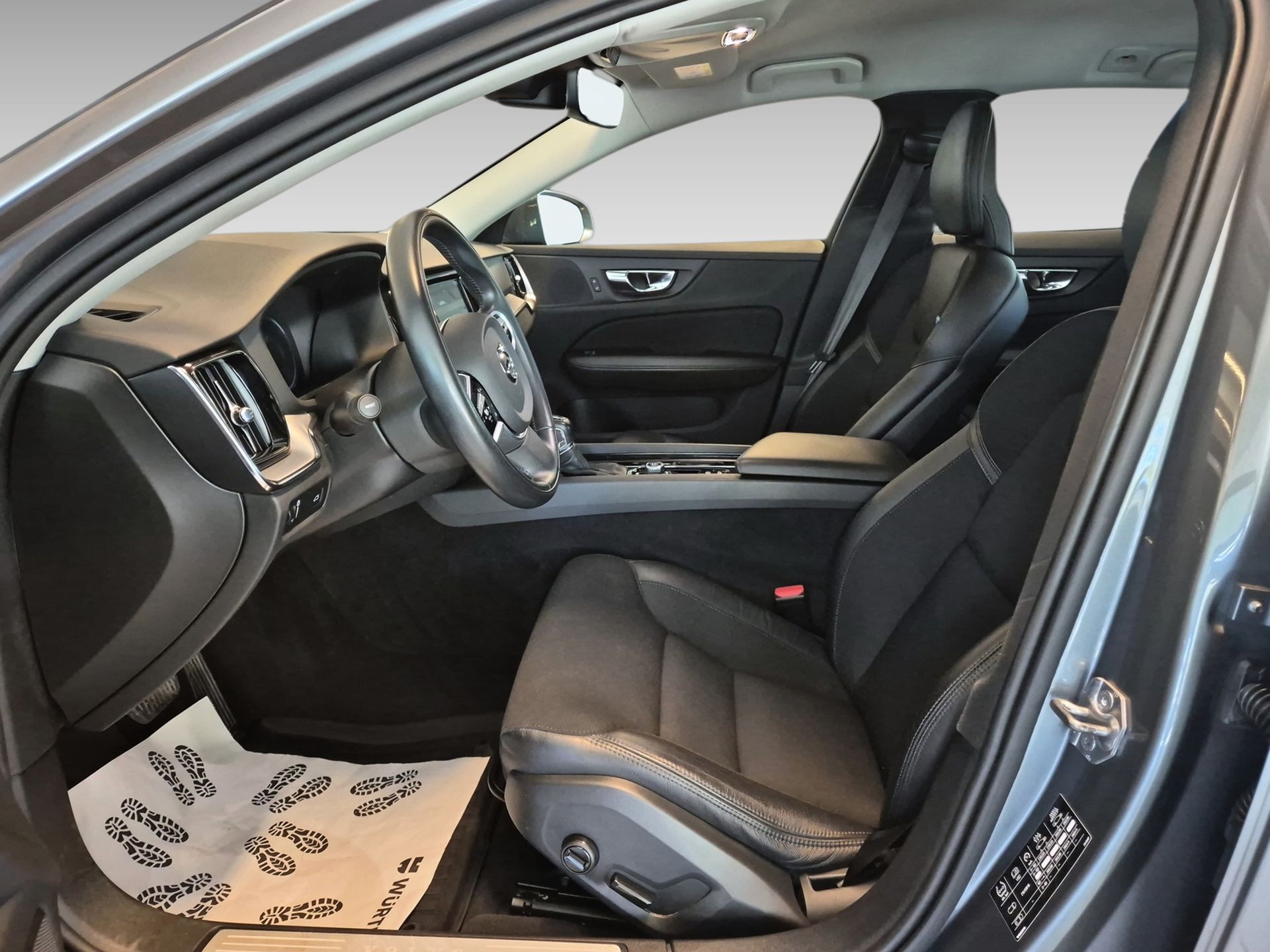 Volvo V60 Cross Country 2019, bild 7/10
