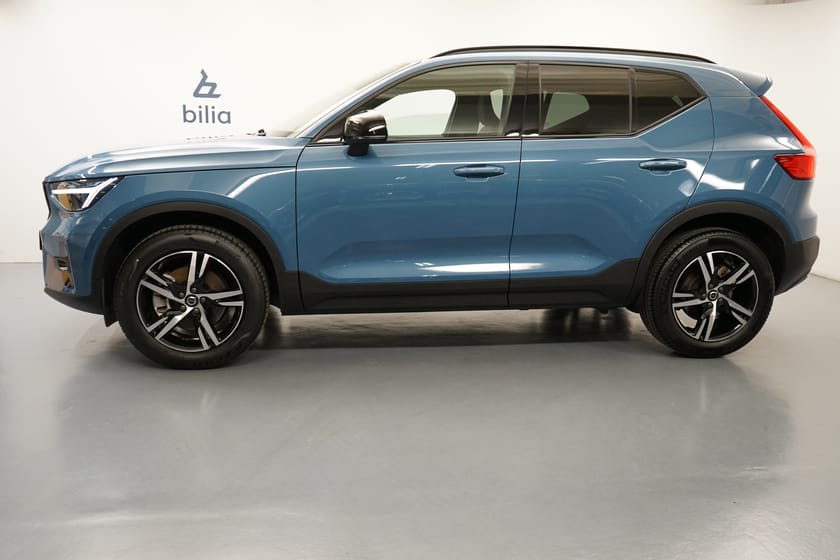 Bild 2 av Volvo XC40 B4 FWD Bensin Plus Dark, Navigation, HarmanKardon PremiumSound