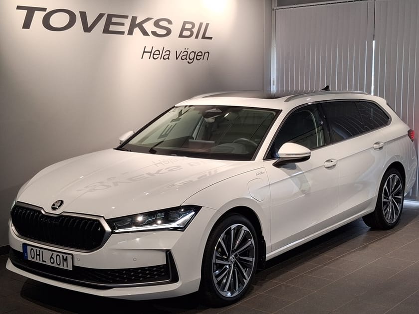 Bild 1 av Škoda Superb iV Kombi L&K 1,5 TSI 204 HK 6 VXL DSG