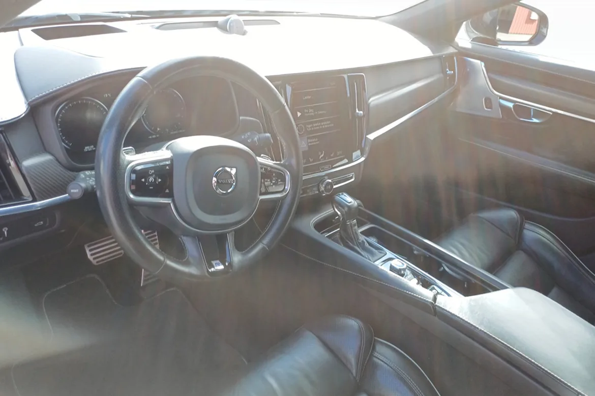 Volvo V90